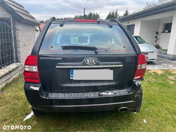 Kia Sportage 2.0 Tour - 4