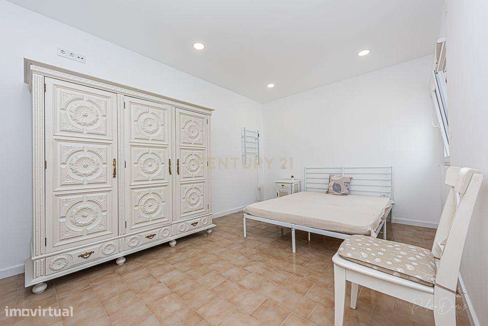 Alojamento Estudantil LÁ-SALETTE ( quarto Felosa Comum 17m2 ) - Grande imagem: 2/31