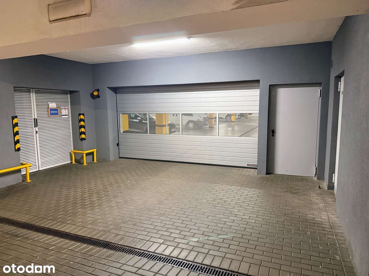 Miejsce postojowe do wynajęcia - wygodnie, bezpiecznie, pod dachem - Pełny obrazek: 2/4