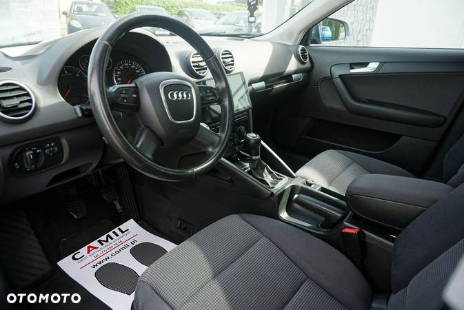 Audi A3 - 8