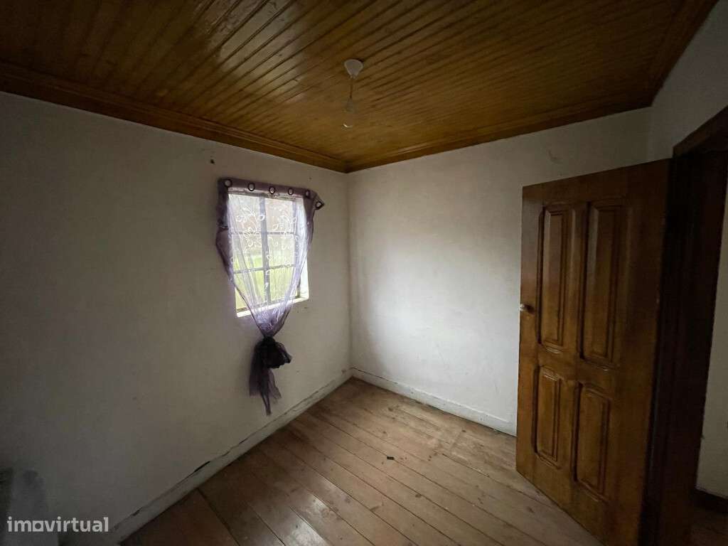 Moradia M3 com terreno, Castanheira Pêra - Grande imagem: 4/11