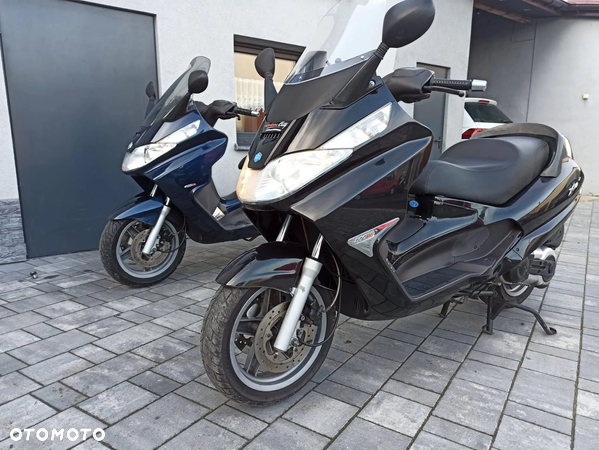 Piaggio X8 - 2