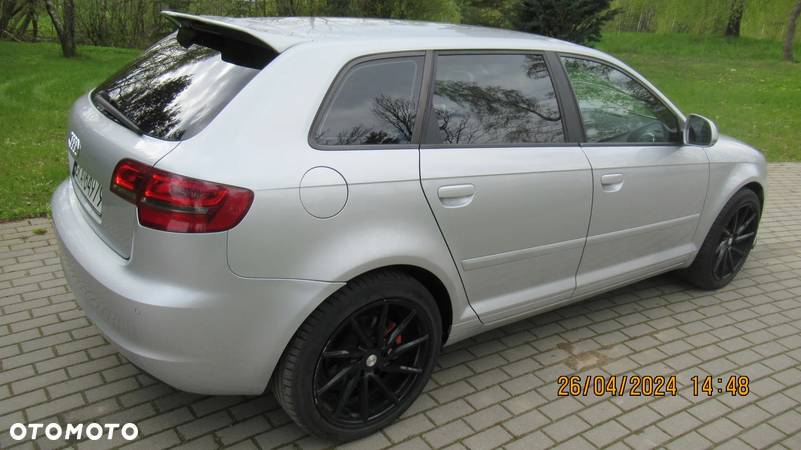 Audi A3 2.0 TDI Sportback DPF quattro Ambition - 11