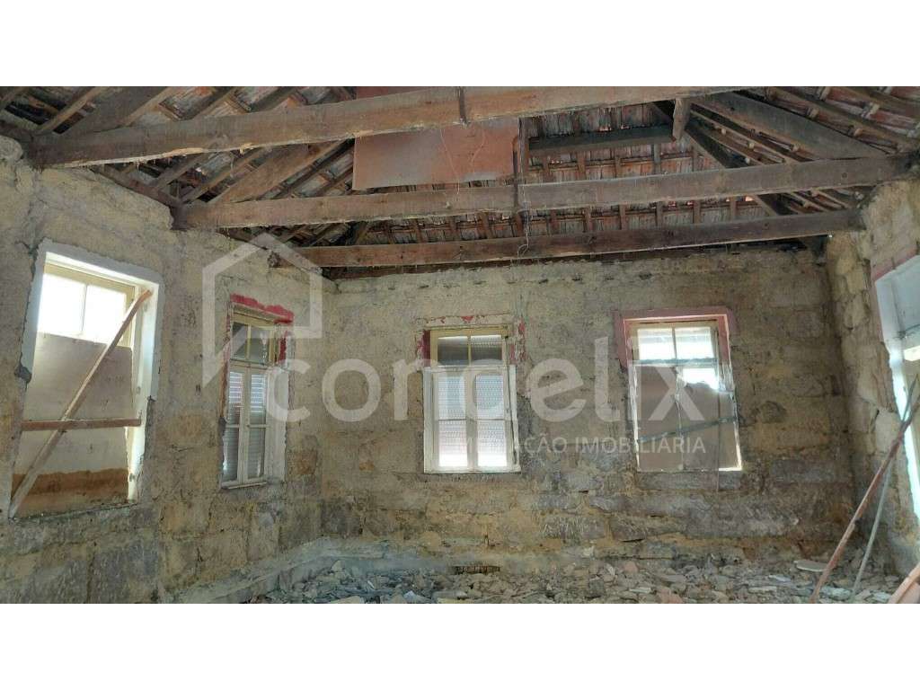 Moradia para recuperar em Matosinhos, com projeto aprovado-3