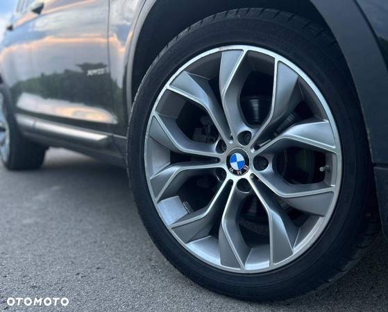 BMW X3 xDrive28i - 7