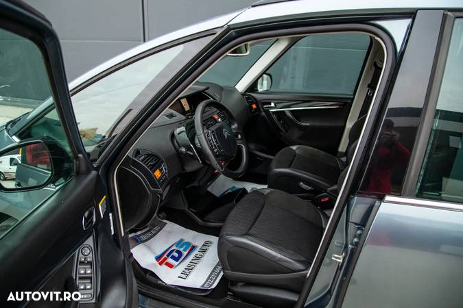 Citroën C4 Picasso 1.6 e-HDi FAP EGS6 Exclusive - 14