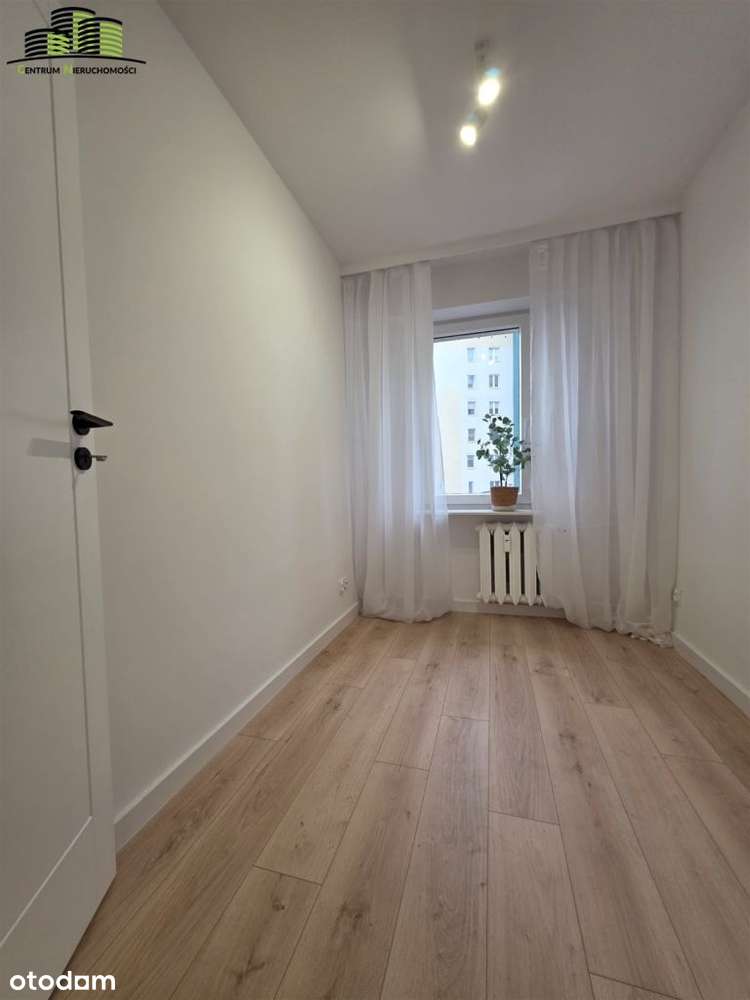 4 pokojowe mieszkanie na poszukiwanym 2 pietrze.-11