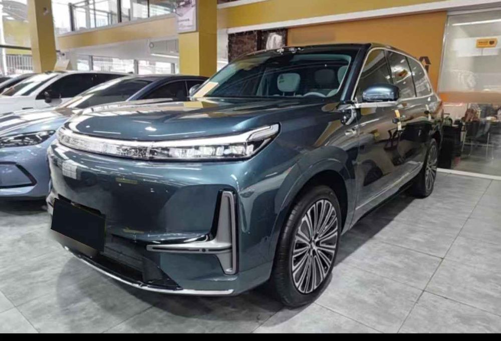 Geely M9 2025