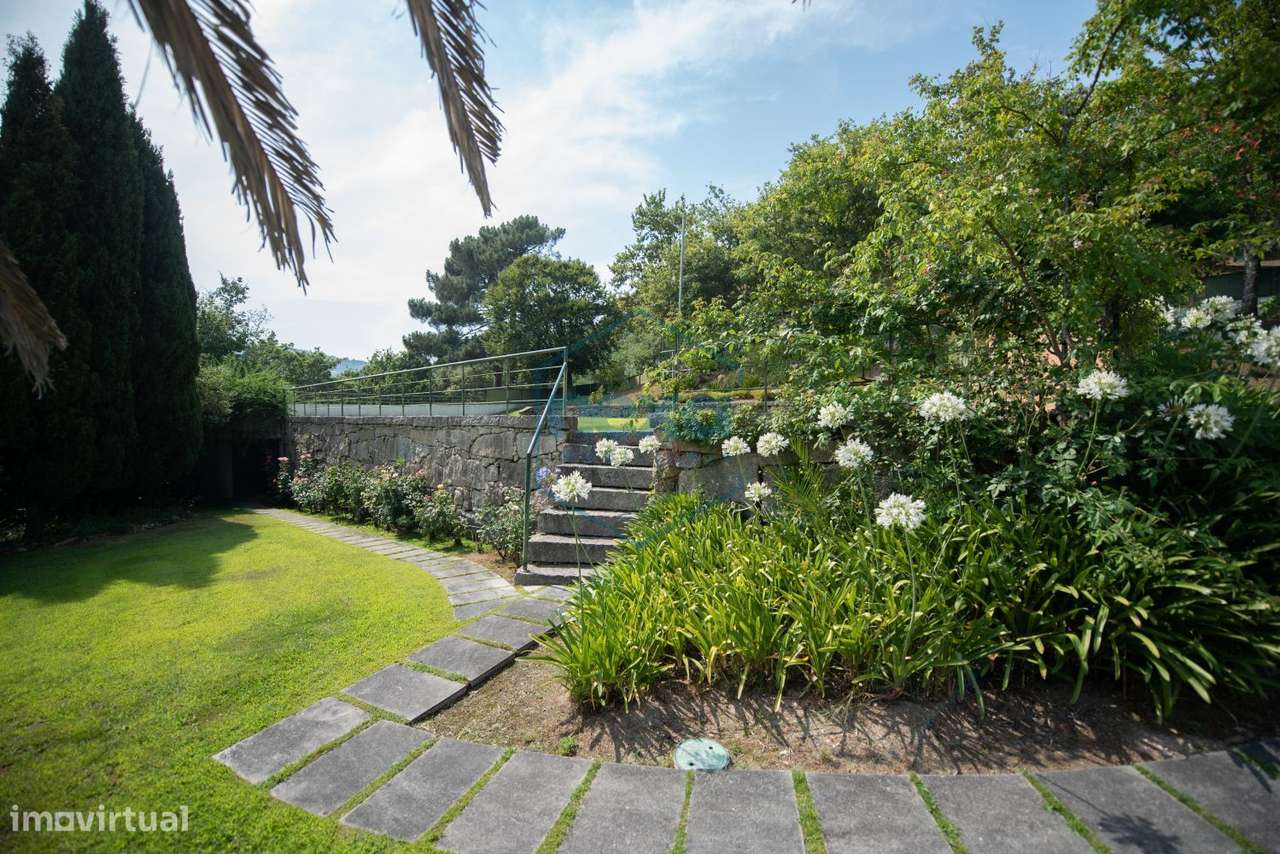 Moradia inserida em Quinta-43