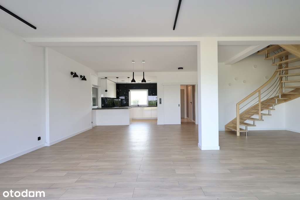 Nowoczesny dom w zabudowie bliźniaczej-Sulisławice - Pełny obrazek: 1/20