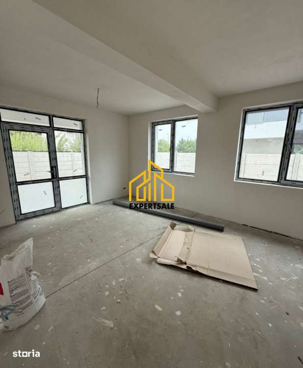 Vila Individuala in Prelungirea Ghencea 5 camere,240mp teren - Imagine principală: 2/13