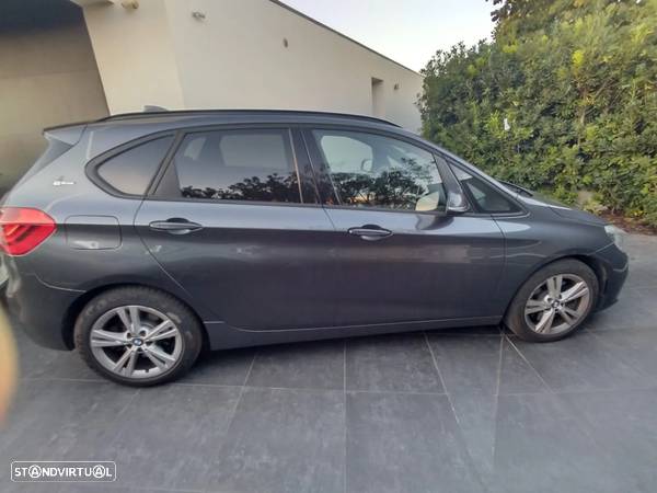 BMW 225xe Active Tourer - 6