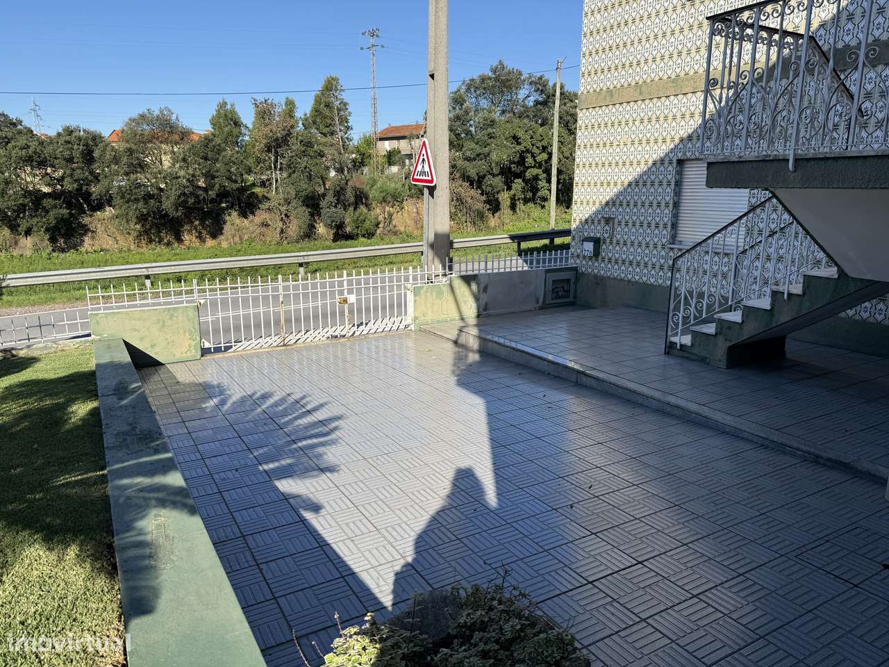 Moradia T7 | Elevador | Box 6 Carros | Jardim | 600m2 | Gondomar-43