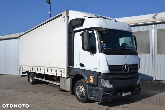 Mercedes-Benz ACTROS - 2