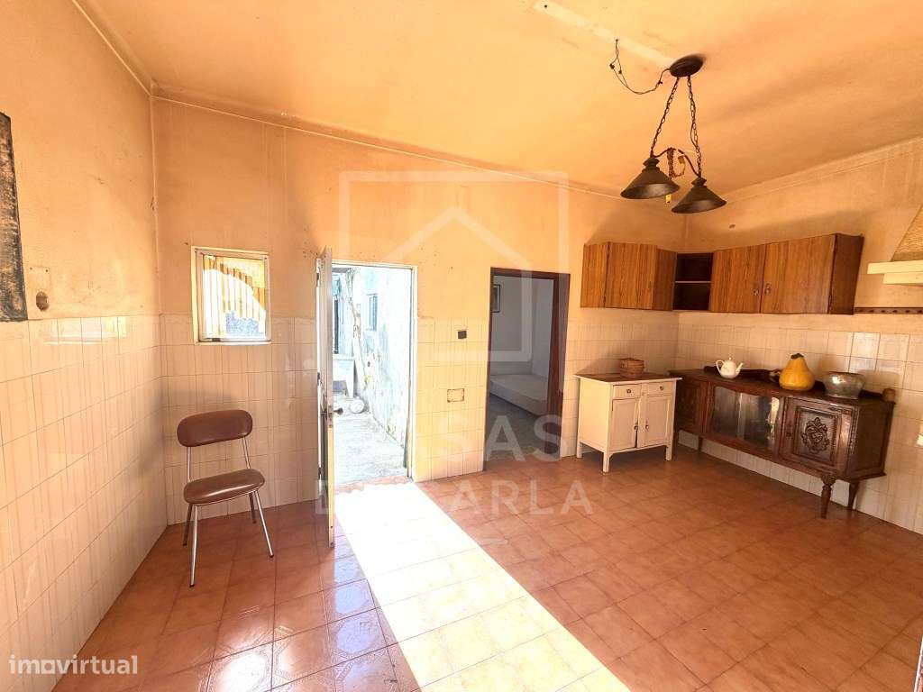 Moradia T2 com quintal em Cuba-8