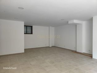 Espaço Comercial Renovado para Arrendamento na Ameixoeira - Grande imagem: 4/19