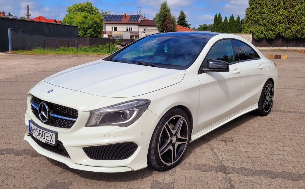 Mercedes-Benz CLA I 200 7G-DCT AMG Line 2016