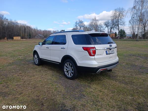 Ford Explorer - 7