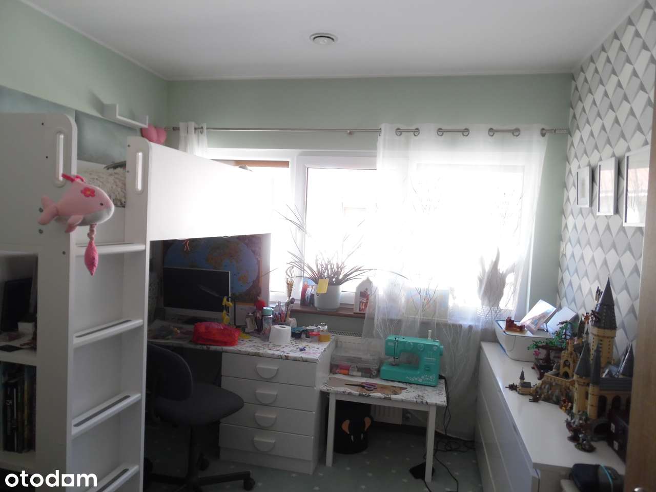 Funkcjonalny segment szeregowca - z garażem  i tarasem od południa-9