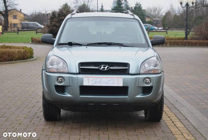 Hyundai Tucson 2.0 Comfort 2WD - 14