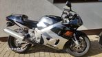 Suzuki GSX-R - 19