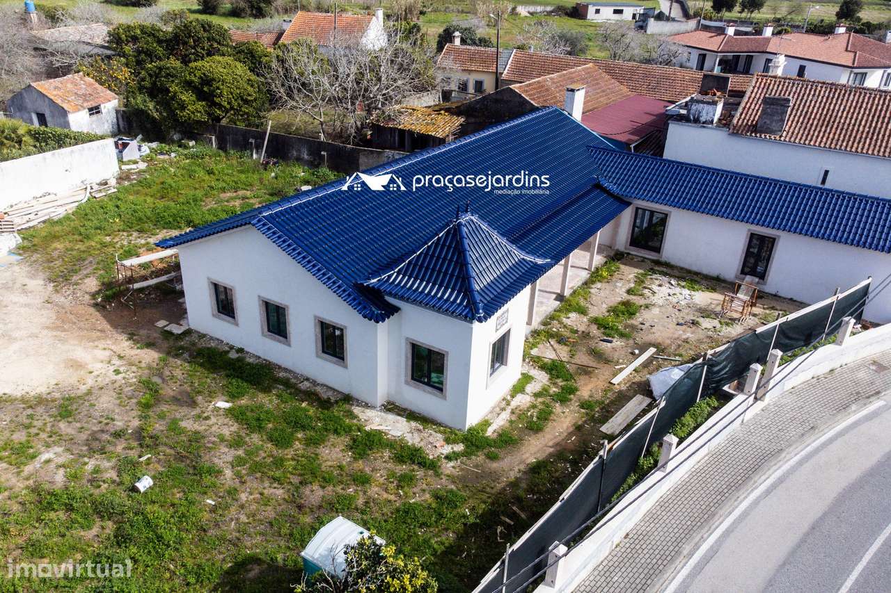 Moradia T3 Térrea: Charme e Conforto a um Passo da Costa - Grande imagem: 1/11