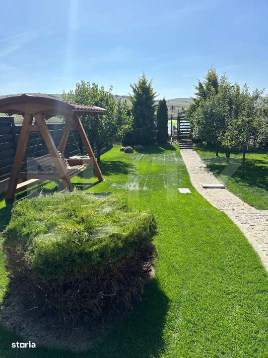 Cabana deosebita in Campenesti - un refugiu modern cu priveliste super - Imagine principală: 4/15