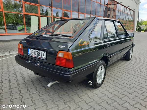 Polonez Caro - 5