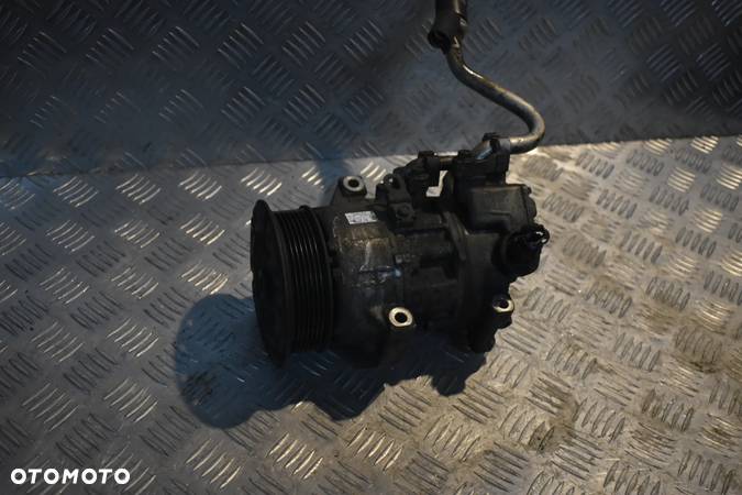 SPRĘŻARKA KLIMATYZACJI TOYOTA LEXUS IS 220D GE447260-1256 5SE12C - 2