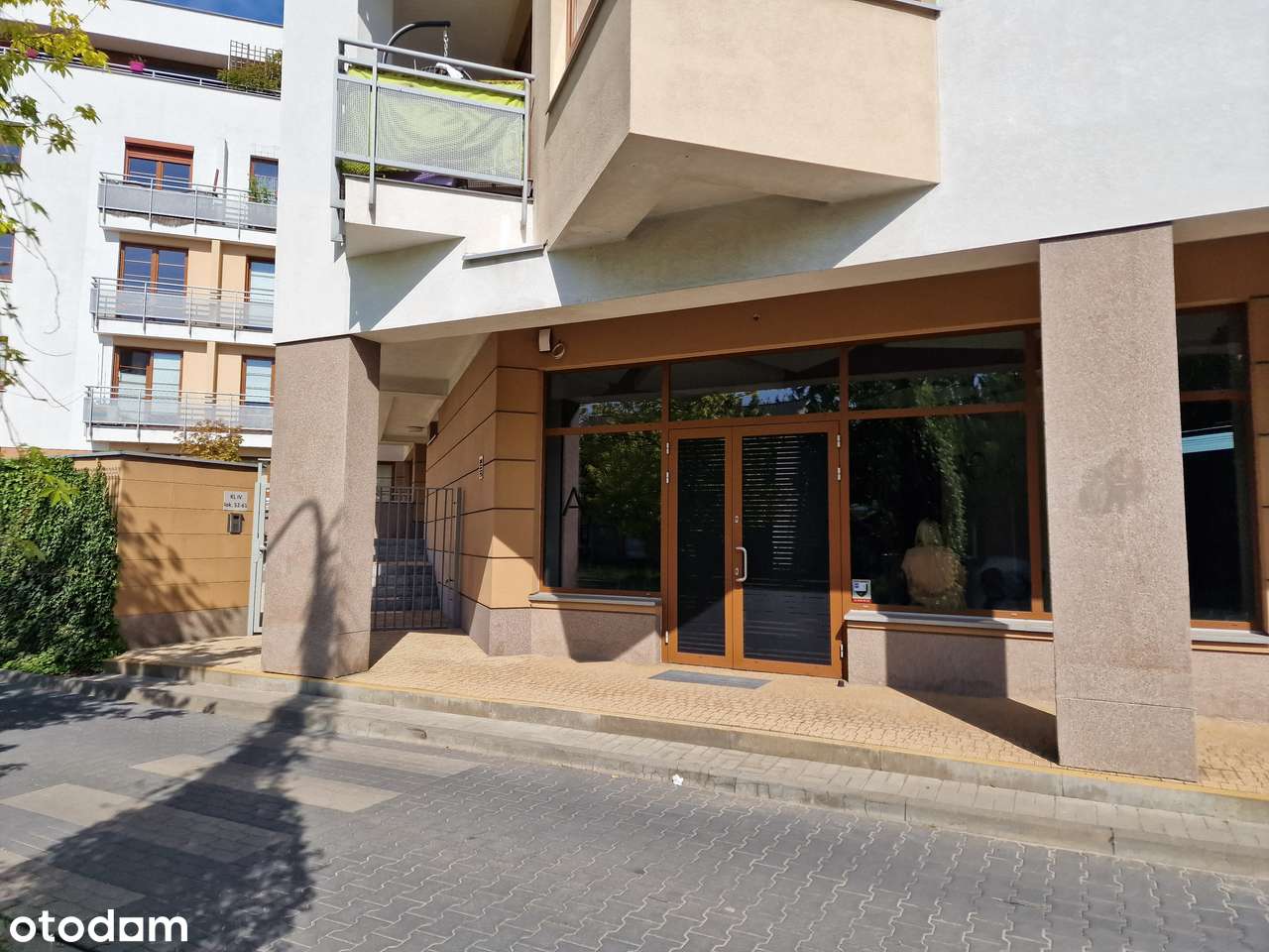 Lokal użytkowy na sprzedaż-0