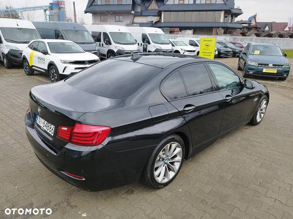 BMW Seria 5 530d xDrive Luxury Line - 10