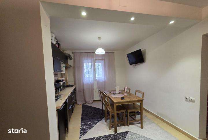 Apartament - 2 camere - decomandat - Titan
