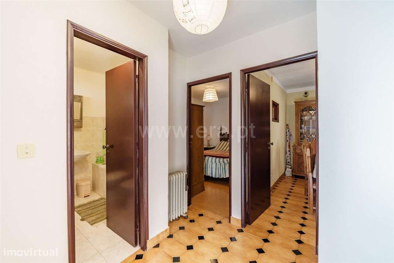 Moradia Isolada T4 / Fundão, Vales Pêro Viseu-6