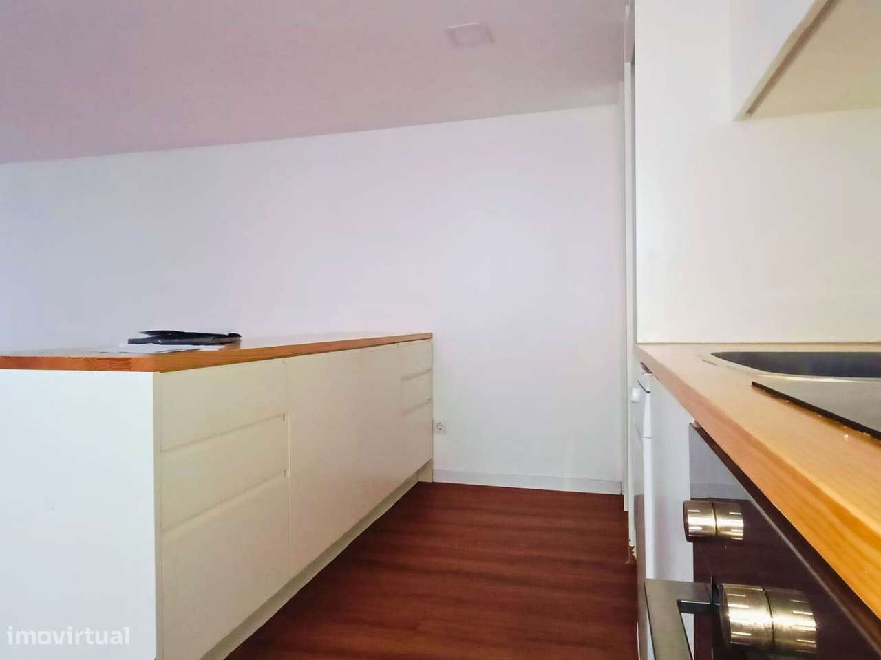 Apartamento T1 no  Centro Histórico de Santarém - Grande imagem: 2/10