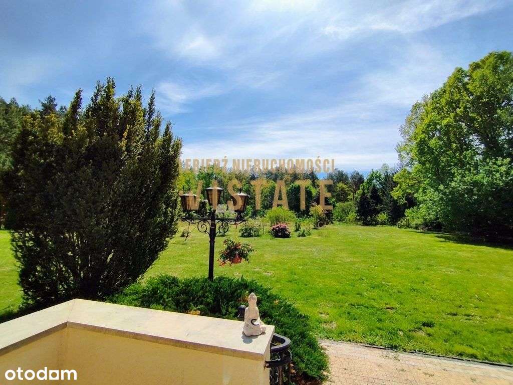 Wiązowna rezydencja na sprzedaż-9