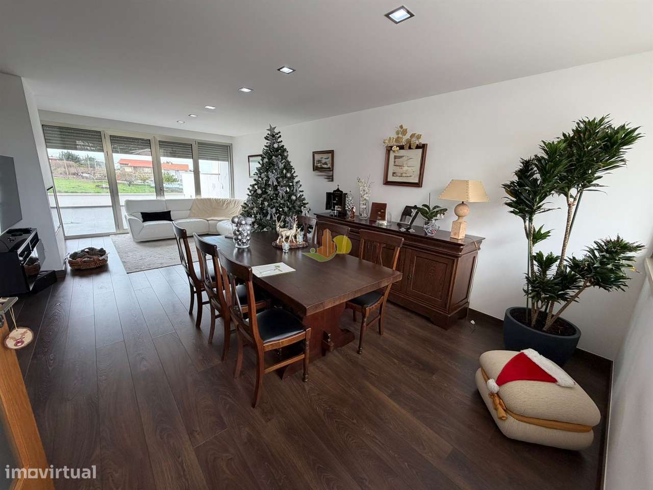 Moradia Semi Nova na Cidade!-11