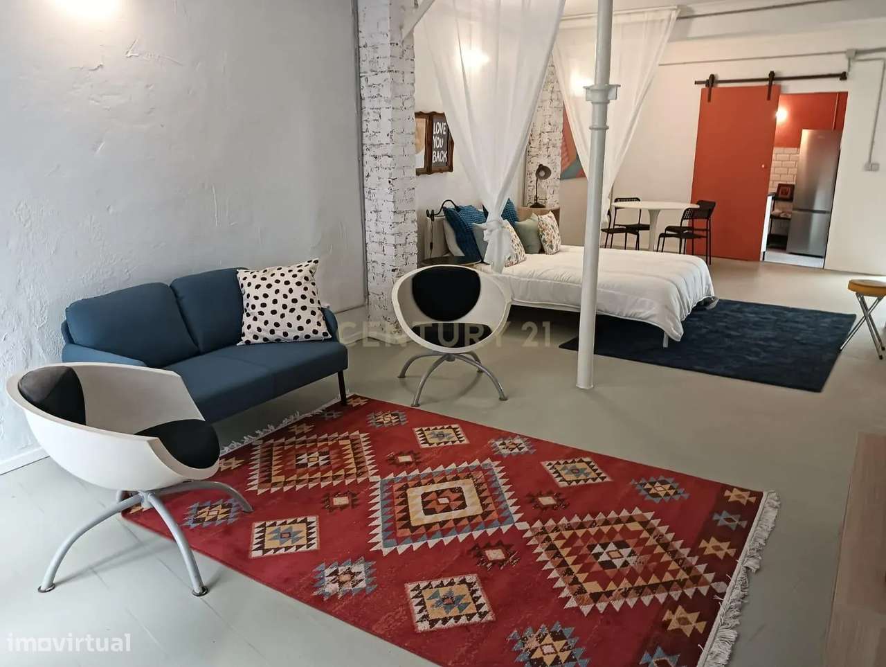 Loja remodelada com saída de fumos no Bairro Alto - Grande imagem: 2/12