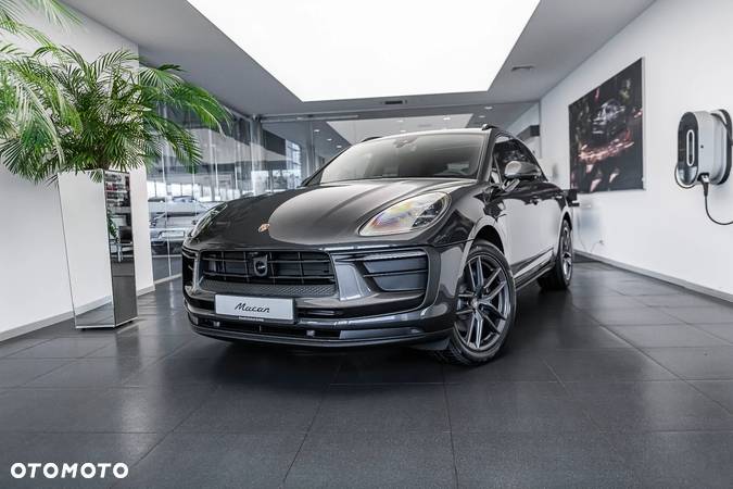 Porsche Macan T - 1