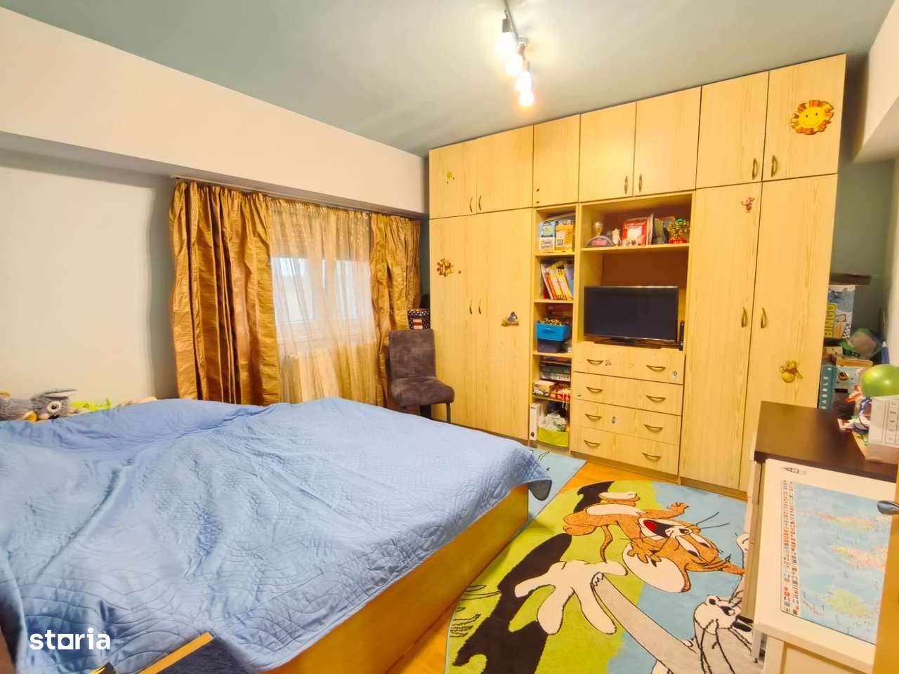 Apartament cu 4 camere -ETAJ INTERMEDIAR--4