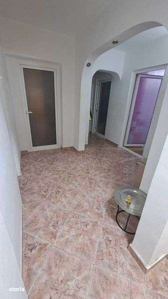 Apartament 3 camere Buhusi - Imagine principală: 4/8