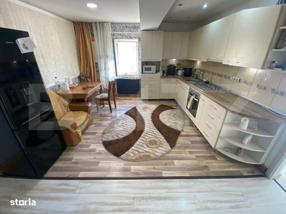 Apartament 3 camere, 60 mp, 2 balcoane, 2 parcari, Baciu, Regal - Imagine principală: 4/8