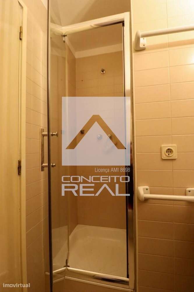 Apartamento T4 Duplex - Cooperativa dos Arquitectos-14