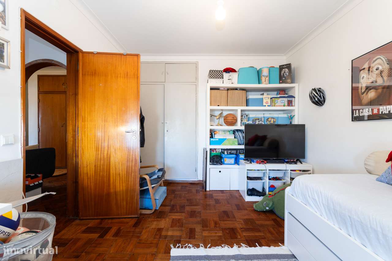 Andar de Moradia T4  com jardim - Zona Premium de Alcabideche-21