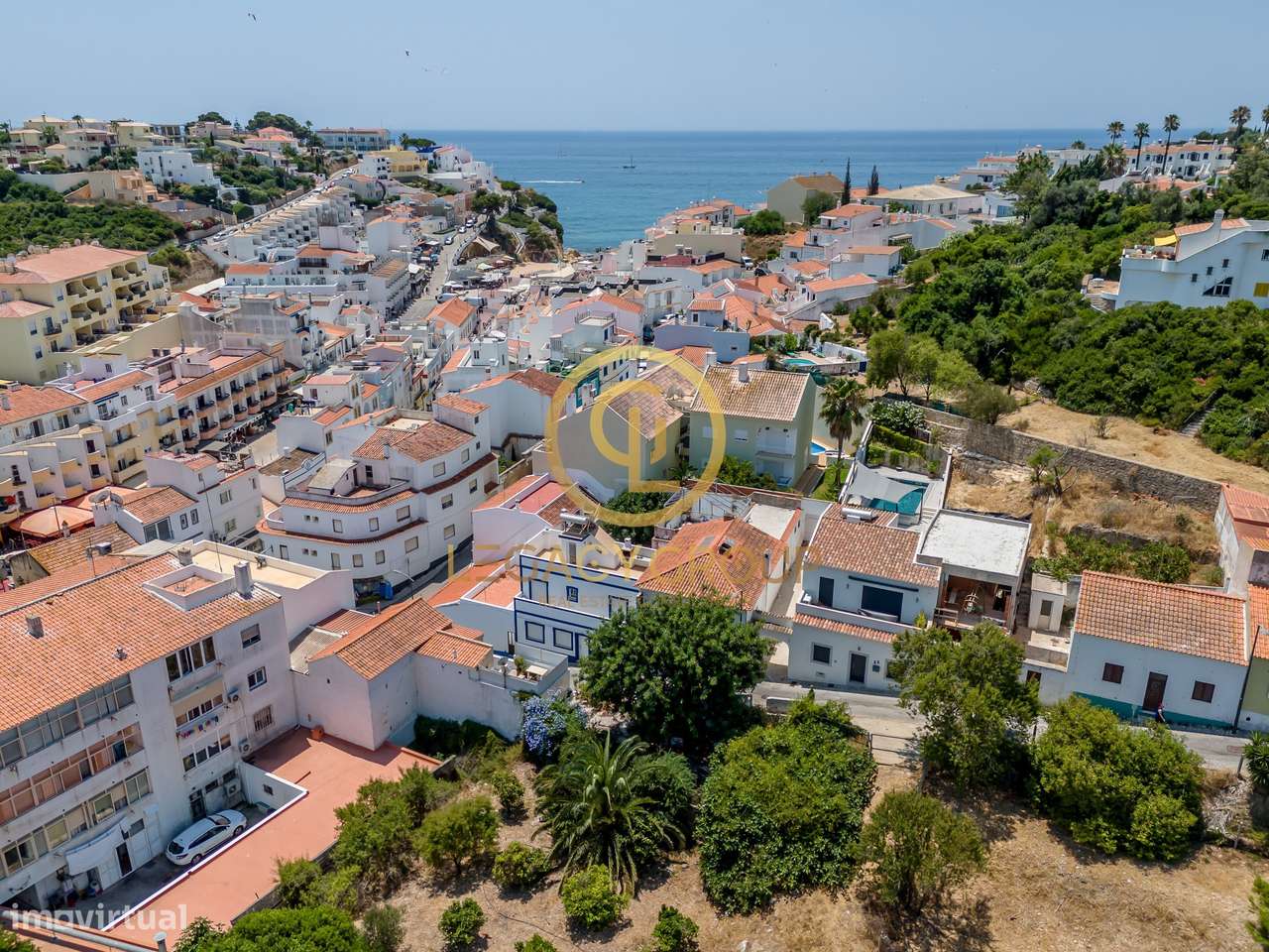 MORADIA T4 COM PROJETO APROVADO + TERRENO URBANO | A 200M DA PRAIA...-27