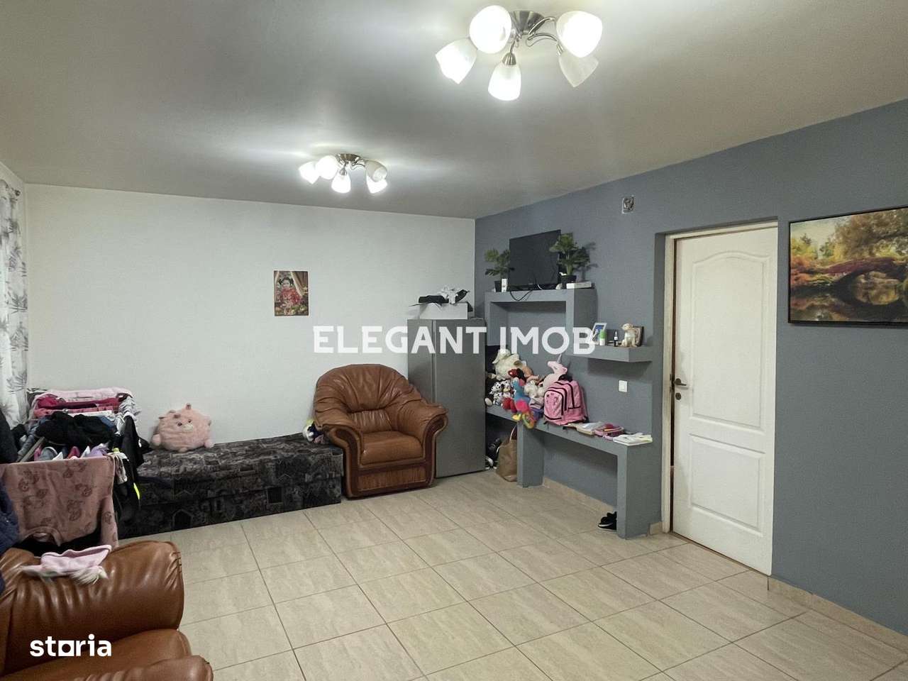 Vila in Tunari in Cartierul Florilor - Imagine principală: 3/15