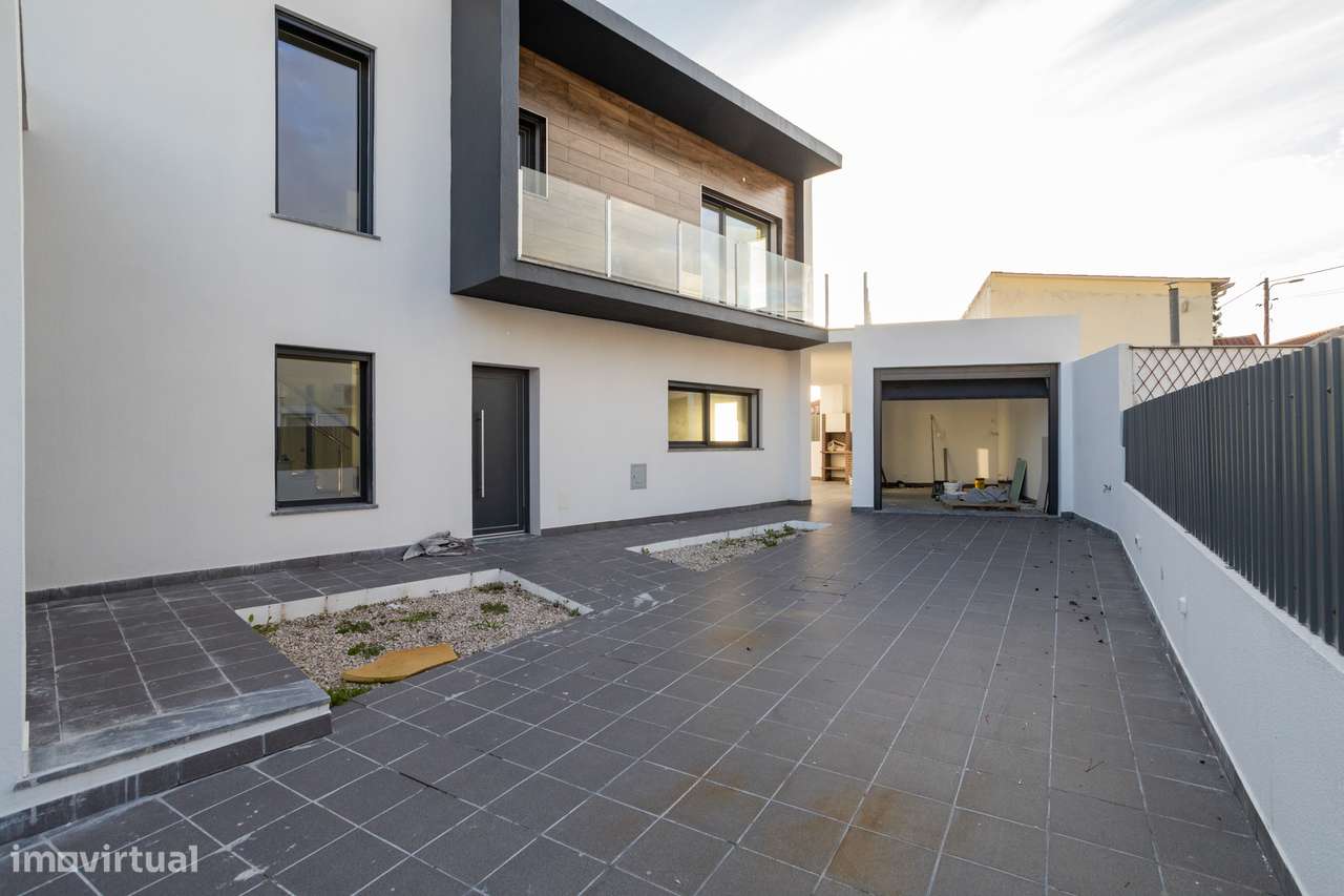 Moradia T4+1 em Azeitão - Setúbal - Grande imagem: 4/9