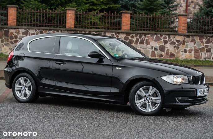 BMW Seria 1 118i Edition Sport - 3