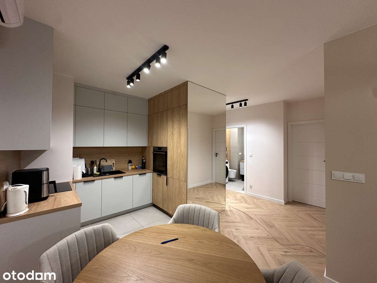 Trzypokojowe mieszkanie z balkonem w Wrocławiu - Pełny obrazek: 2/11