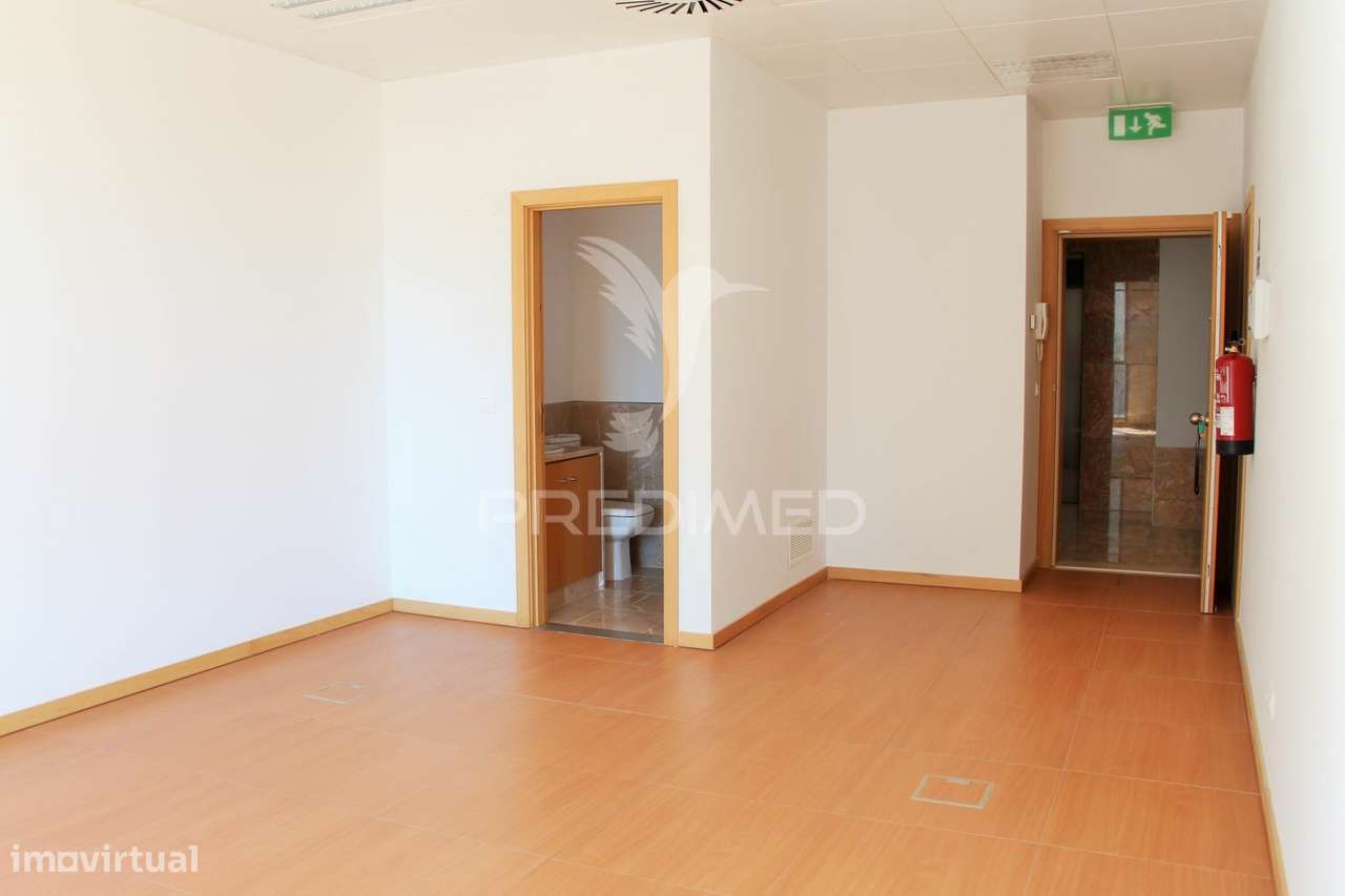 Escritório com vista rio e estacionamento - Lisboa - Grande imagem: 3/12