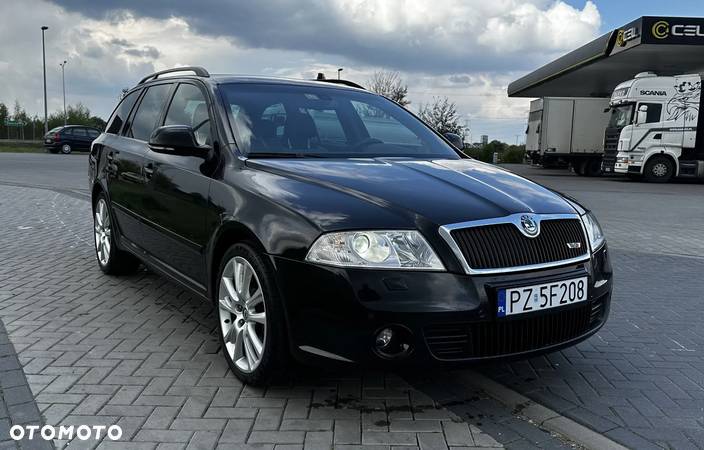 Skoda Octavia Combi 2.0 TSI RS - 3